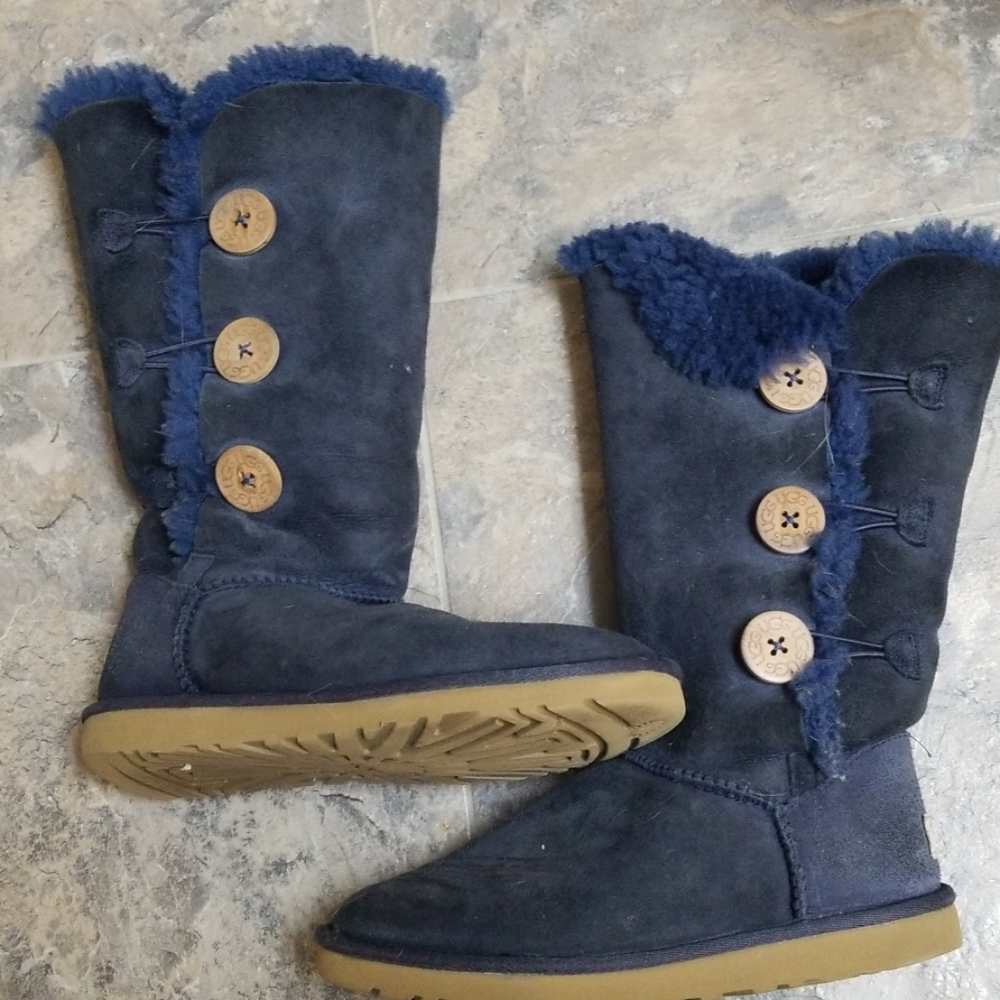 Ugg baily button tall
